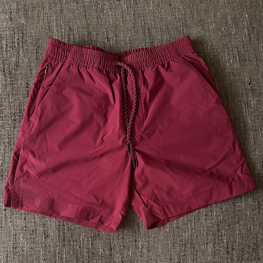 Men’s performance Red Drawstring Shorts